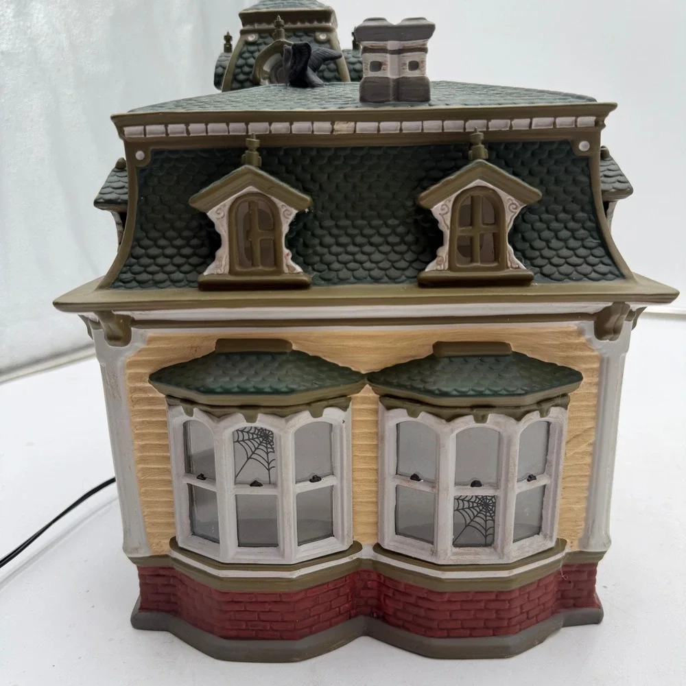 Dept 56 Haunted Mansion Snow Village 54935 With Box Tested Working